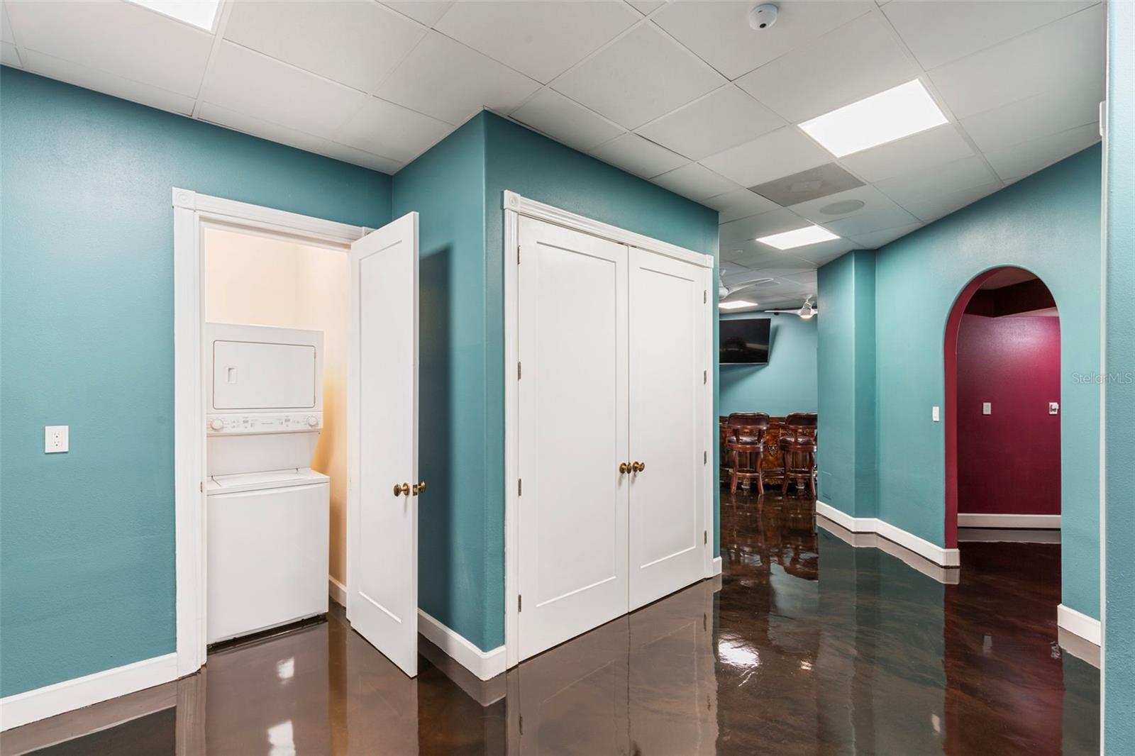 Image 85 of 100 For 2115 Alexis Court