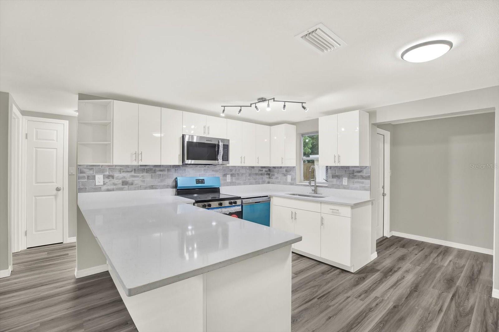 Image 3 of 32 For 5038 Galaxy Drive