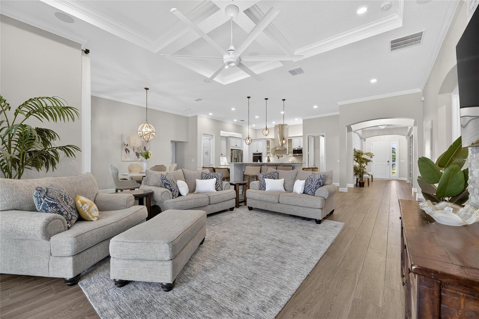 Listing photo id 17 for 851 Manns Harbor Drive