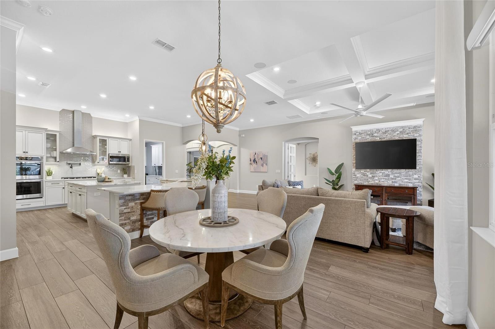 Listing photo id 18 for 851 Manns Harbor Drive