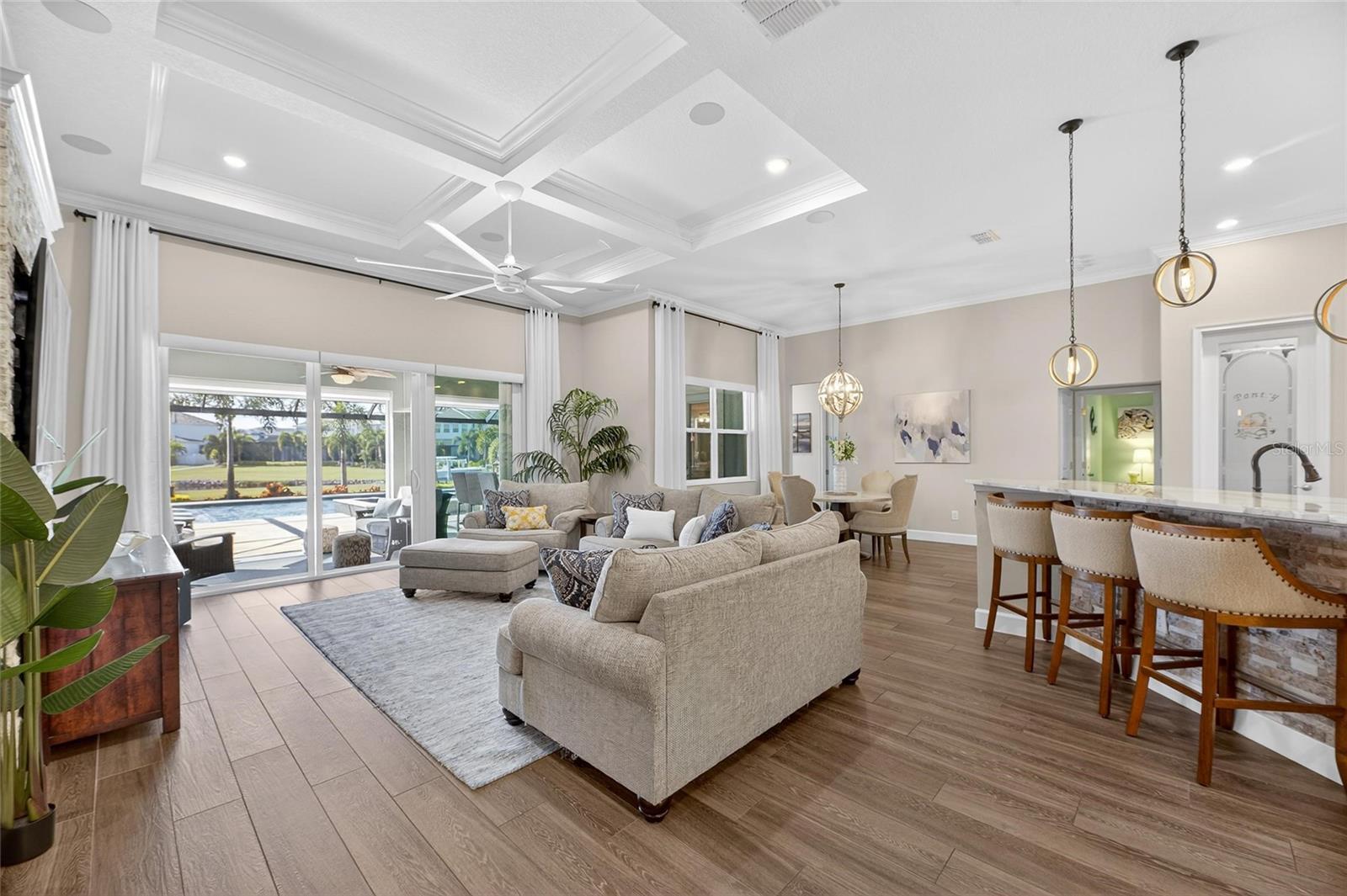 Listing photo id 21 for 851 Manns Harbor Drive