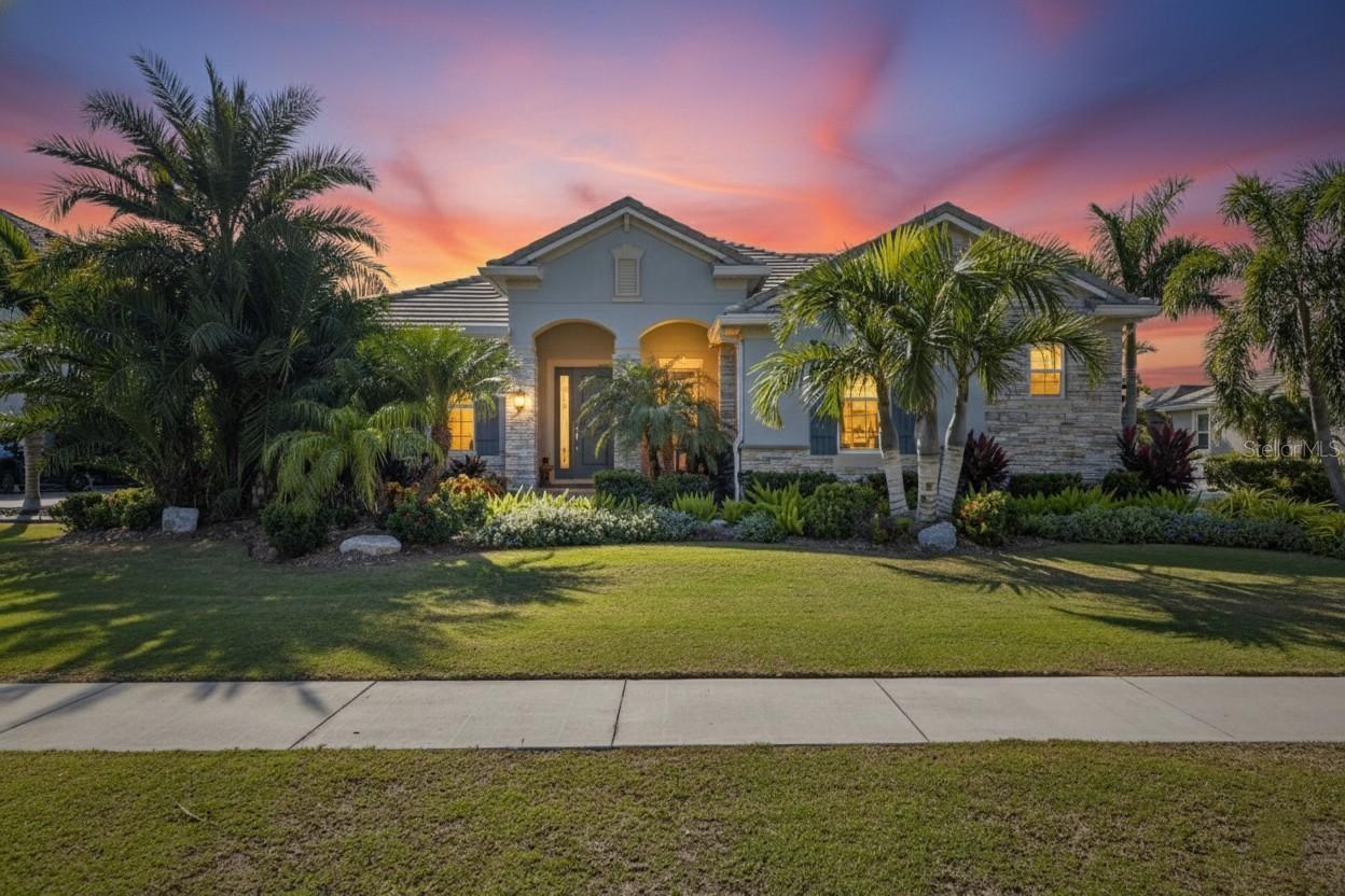 Listing photo id 4 for 851 Manns Harbor Drive