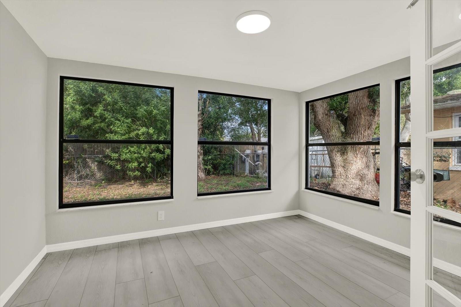 Image 12 of 33 For 7831 Fox Hollow Drive