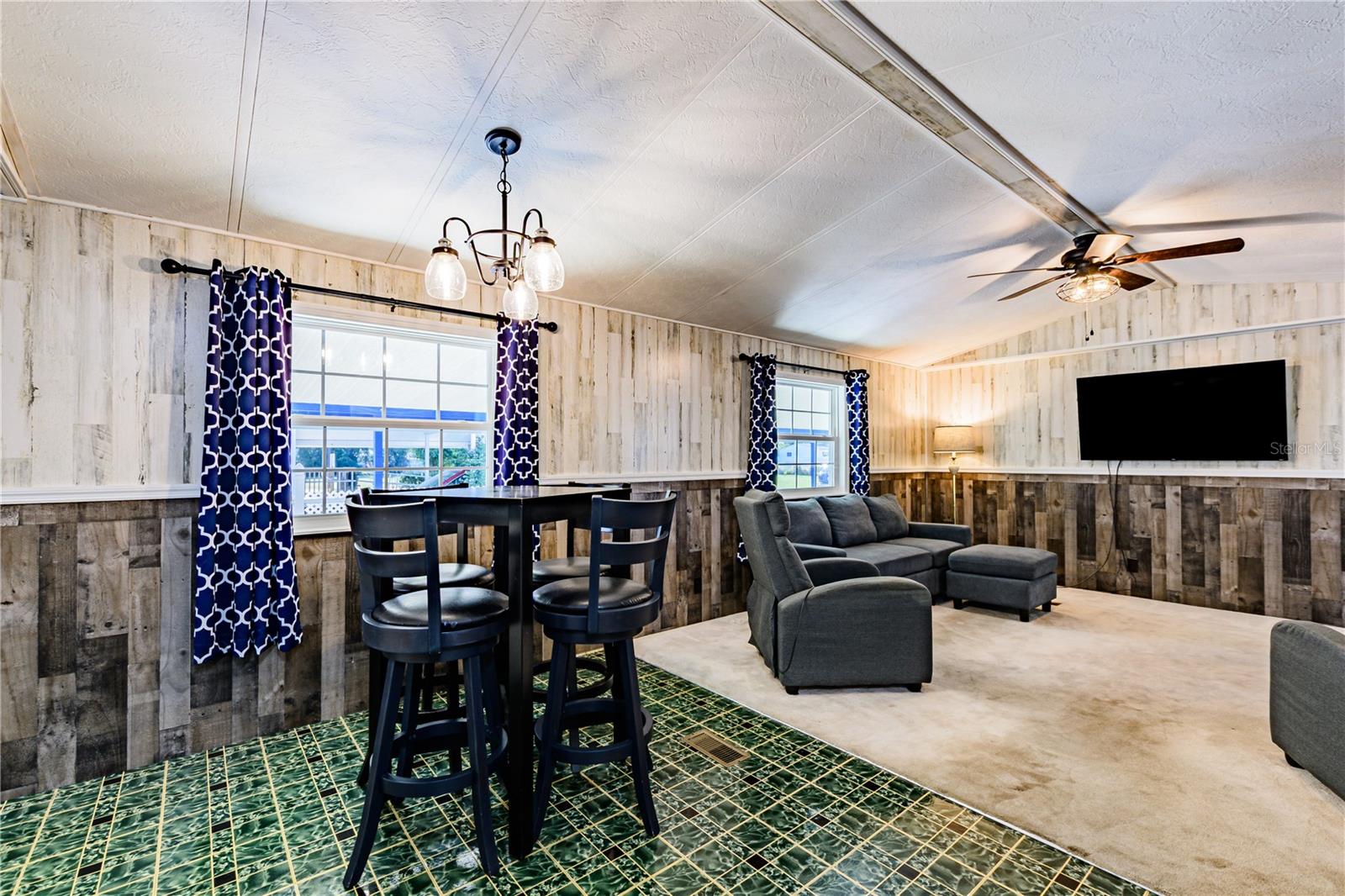 Image 12 of 37 For 5248 Antigua Drive