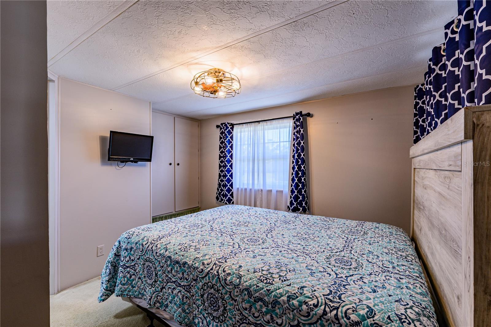 Image 13 of 37 For 5248 Antigua Drive