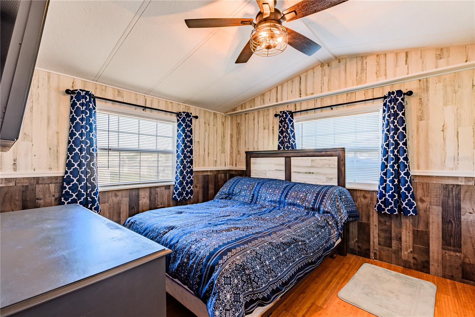 Image 16 of 37 For 5248 Antigua Drive