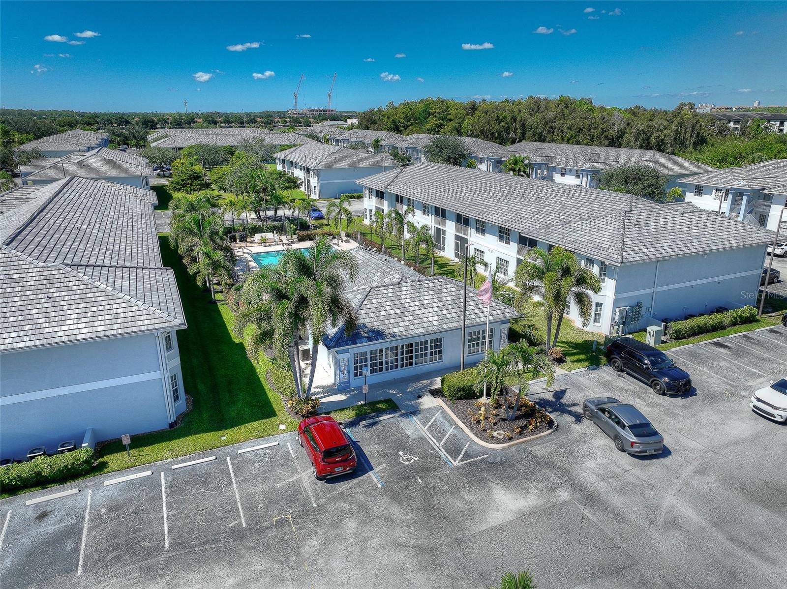 Image 20 of 23 For 8380 Bernwood Cove Loop 608