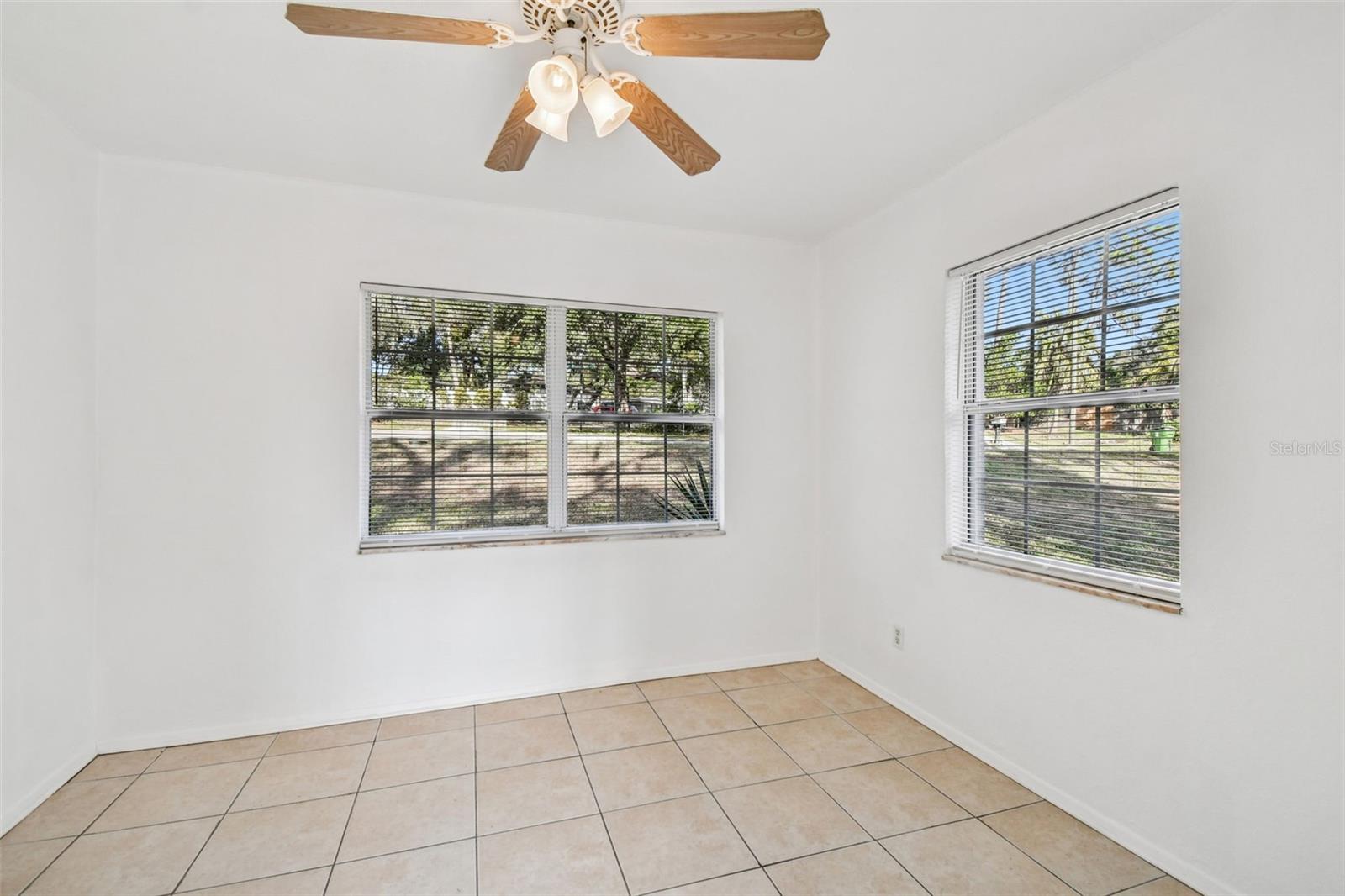 Image 19 of 32 For 4601 River Hills Drive