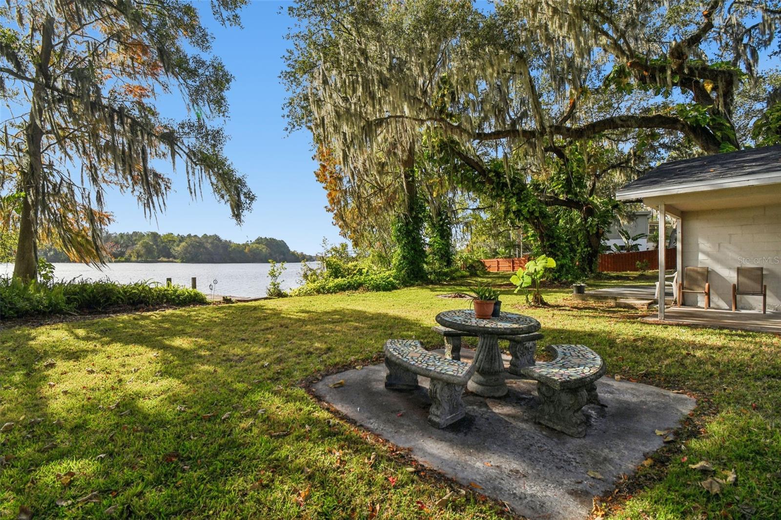 Image 23 of 32 For 4601 River Hills Drive