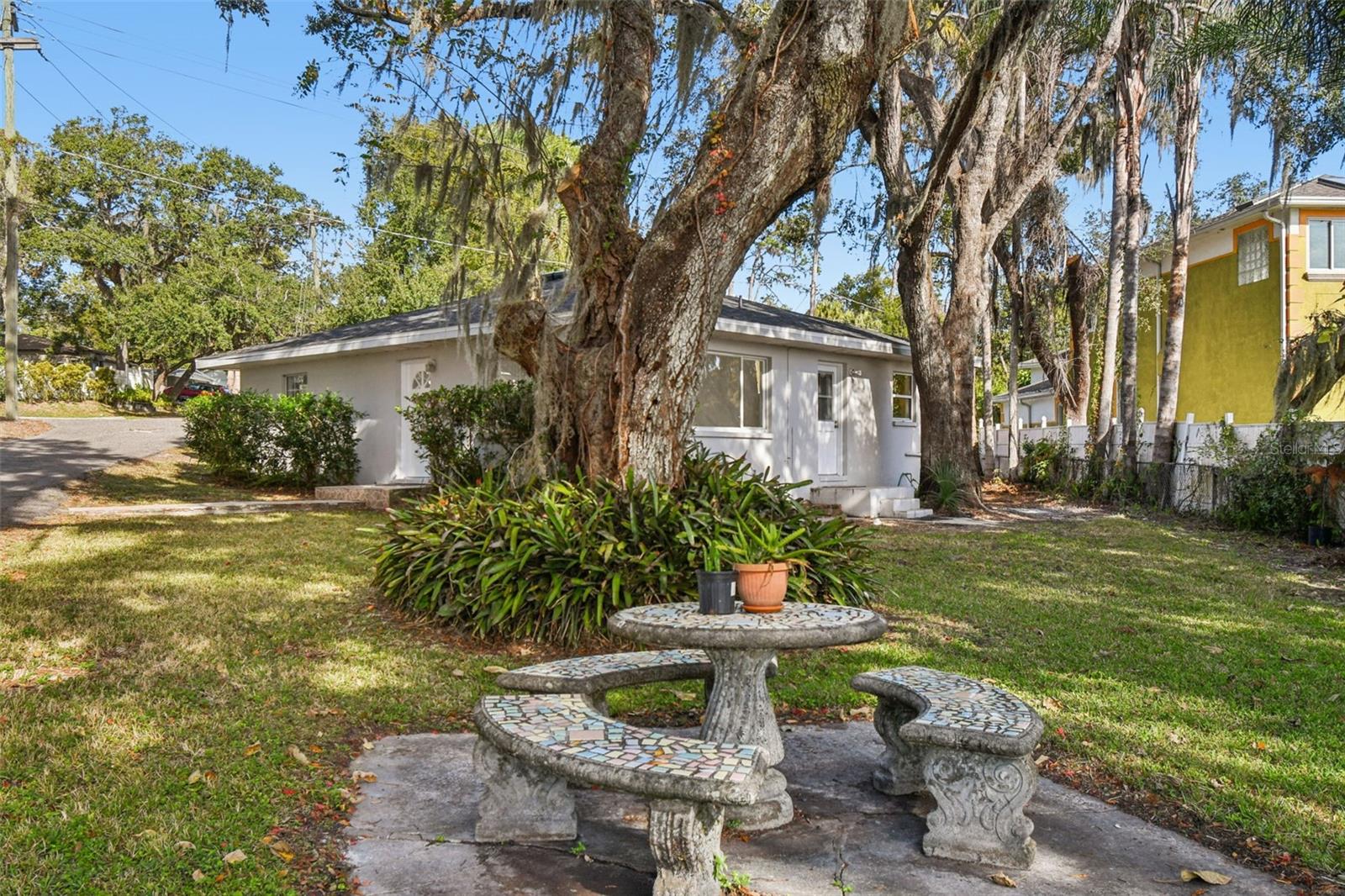 Image 24 of 32 For 4601 River Hills Drive