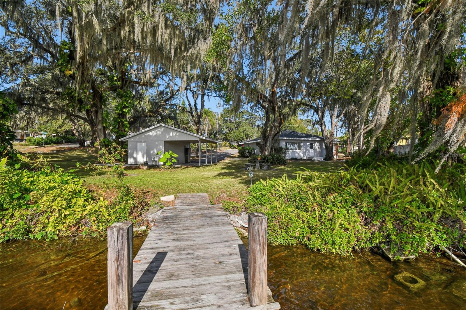 Image 27 of 32 For 4601 River Hills Drive