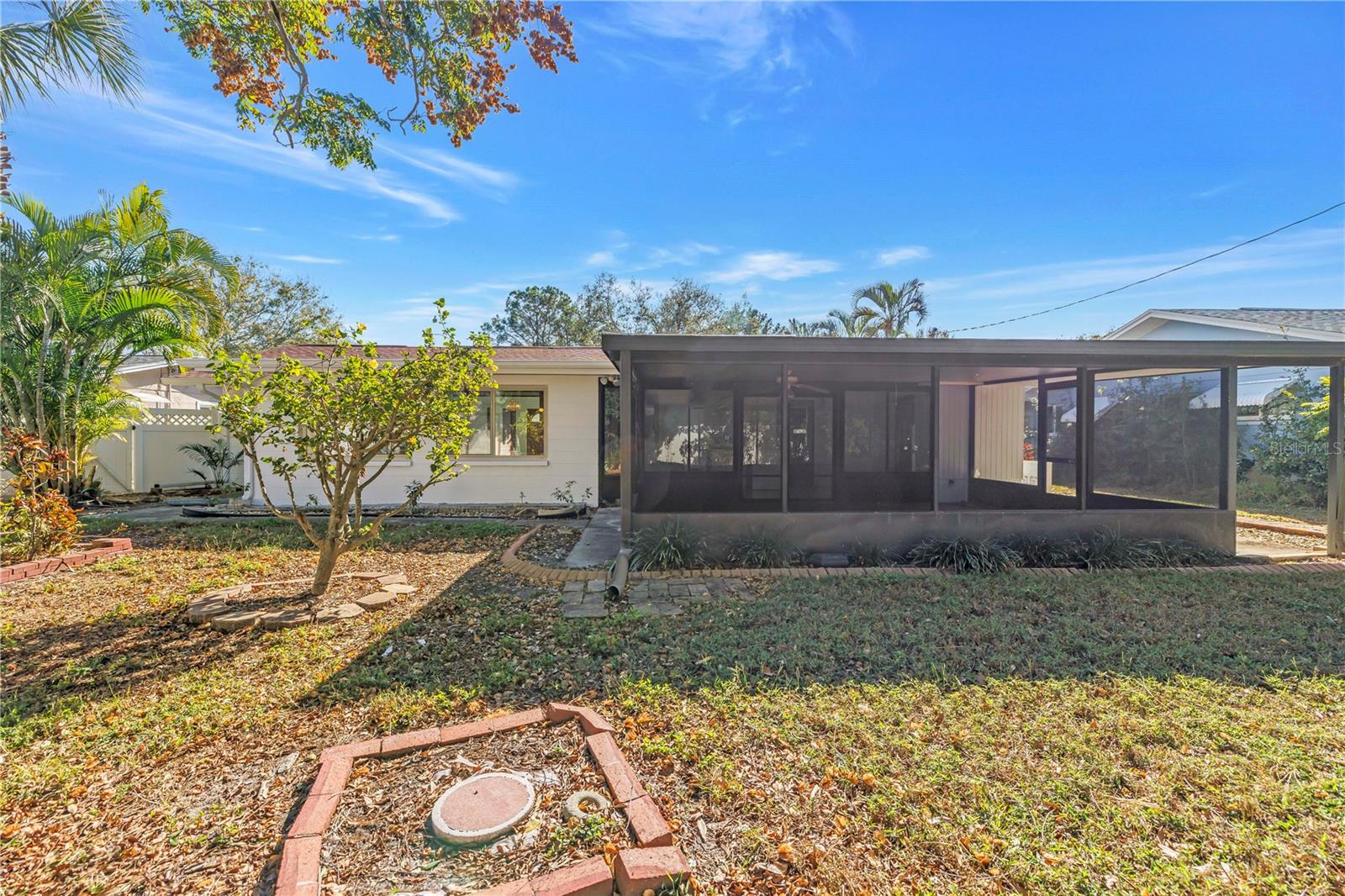 Image 23 of 24 For 11343 87th Avenue