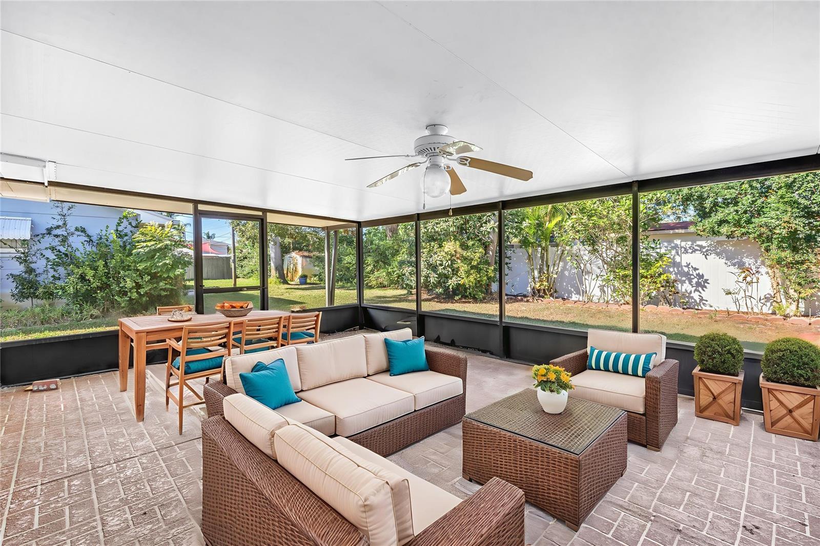 Image 3 of 24 For 11343 87th Avenue