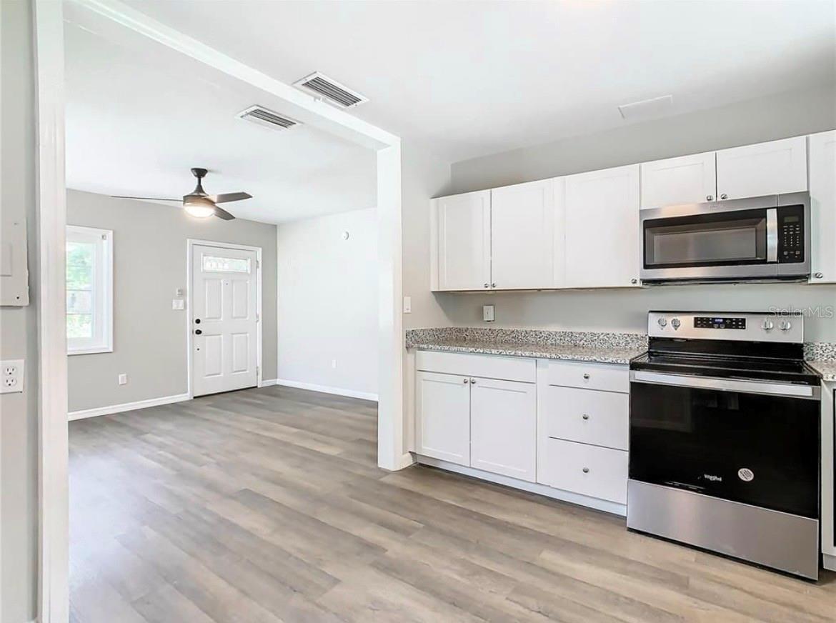 Image 10 of 33 For 1040 Dorothy Street