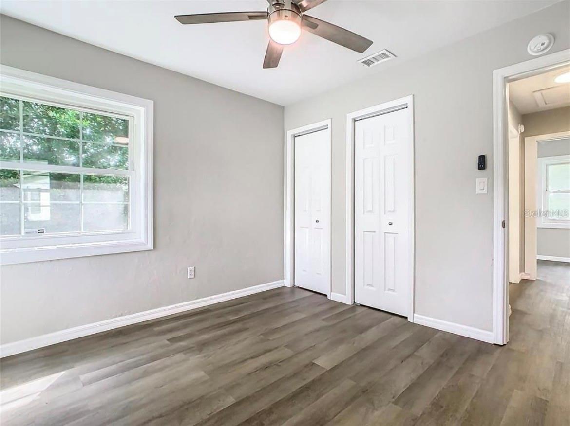 Image 17 of 33 For 1040 Dorothy Street