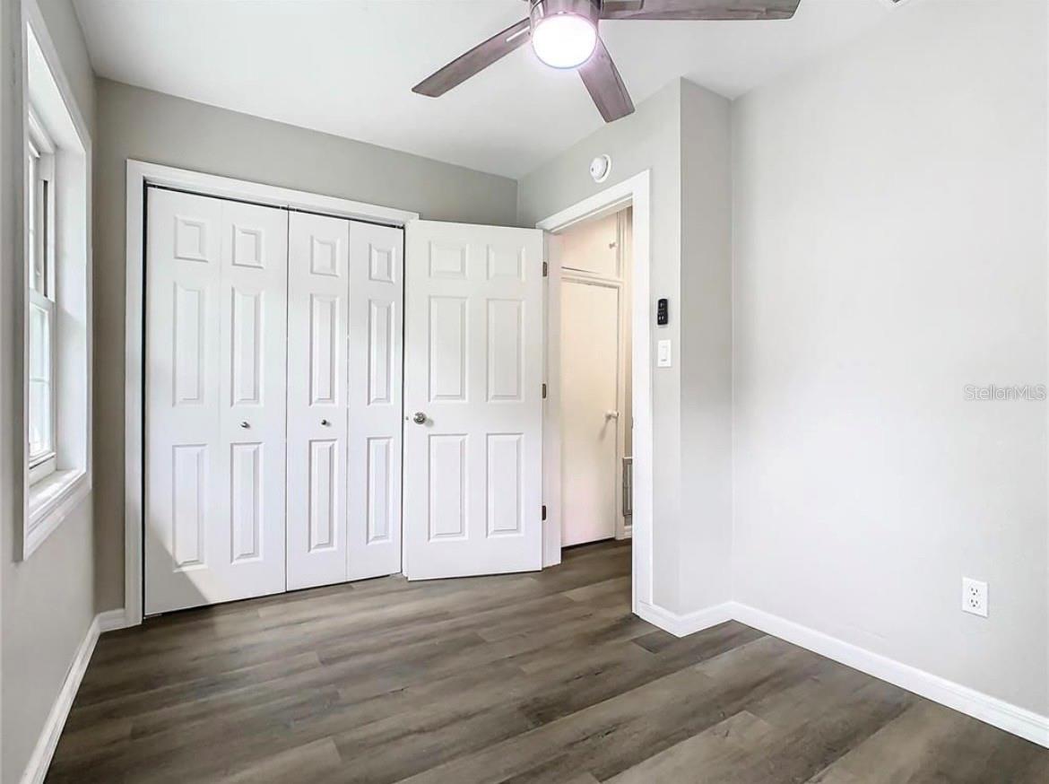 Image 21 of 33 For 1040 Dorothy Street