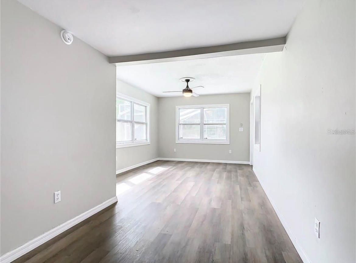 Image 22 of 33 For 1040 Dorothy Street