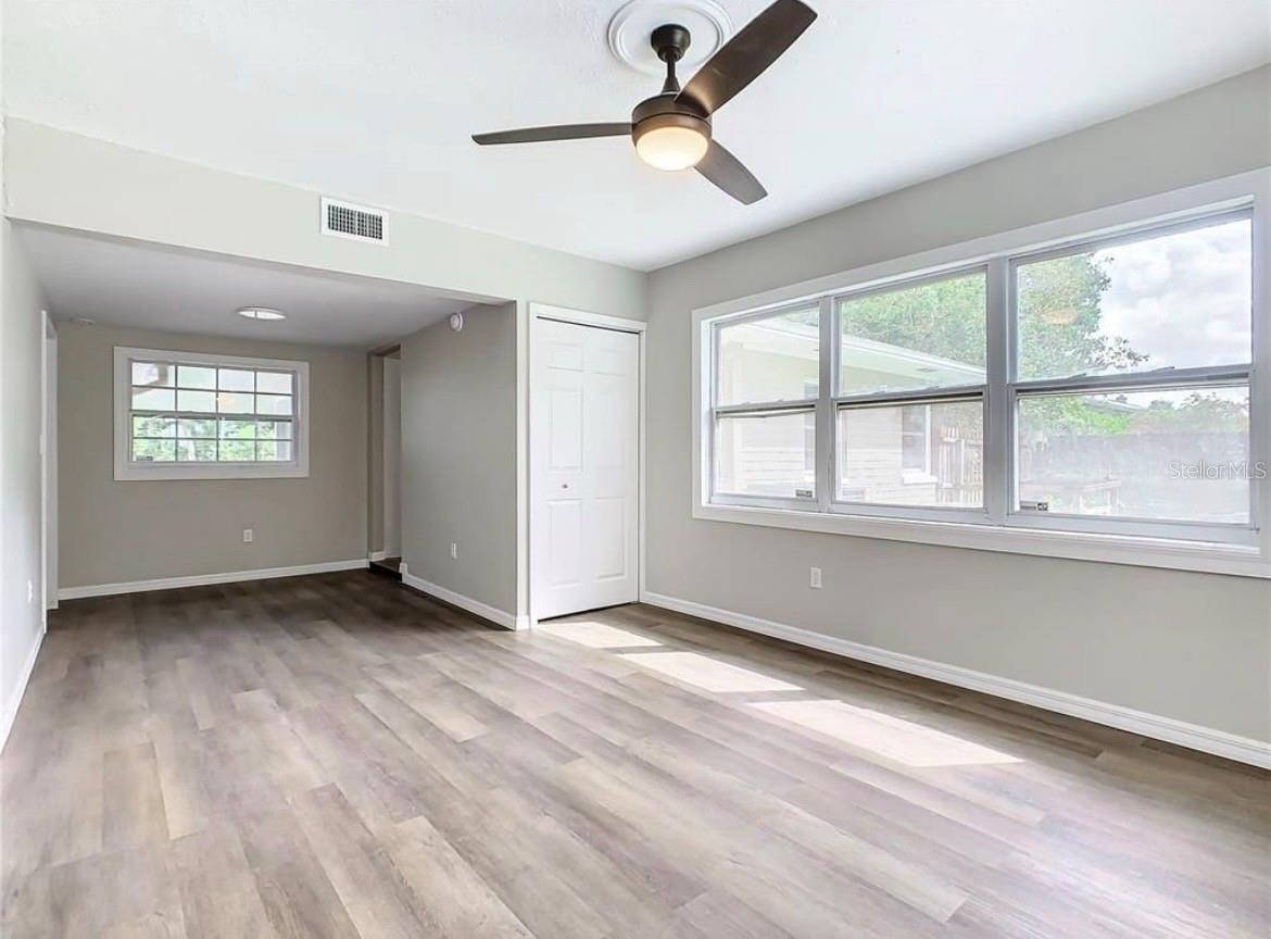 Image 24 of 33 For 1040 Dorothy Street