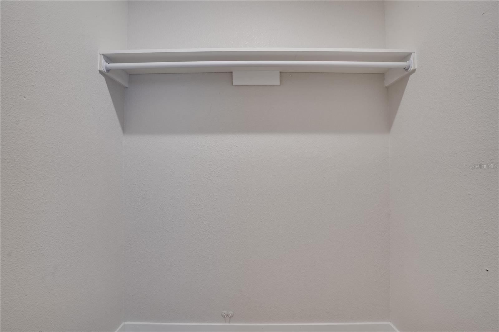 Image 19 of 34 For 11249 Longhill Drive N