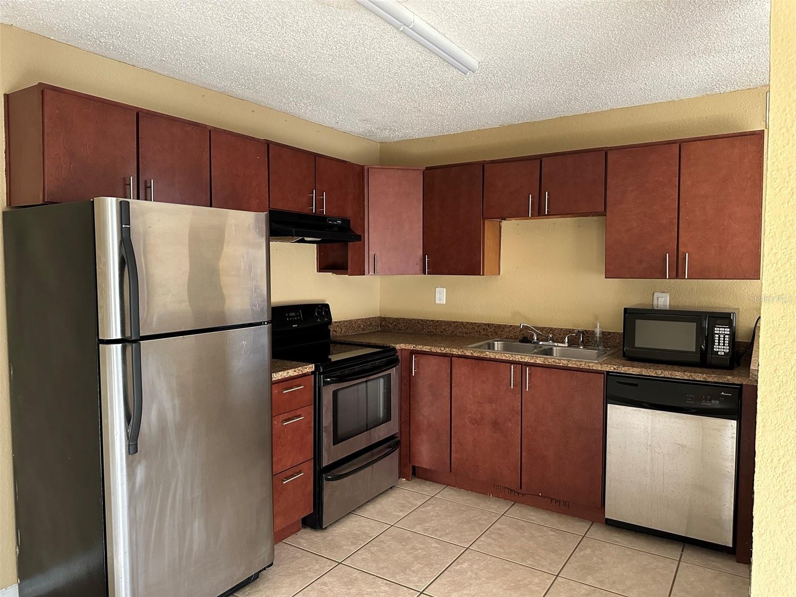 Image 11 of 14 For 21038 Voyager Boulevard 3