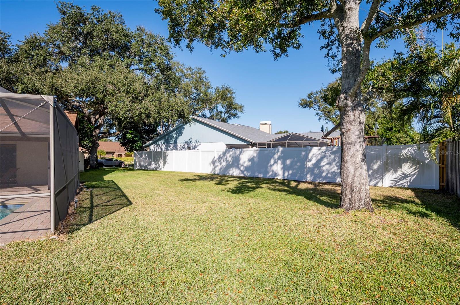 Listing photo id 36 for 1589 Ridge Top Way