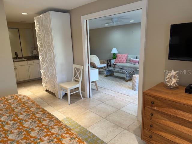 Image 22 of 37 For 29300 Bay Hollow Drive 3258-3256