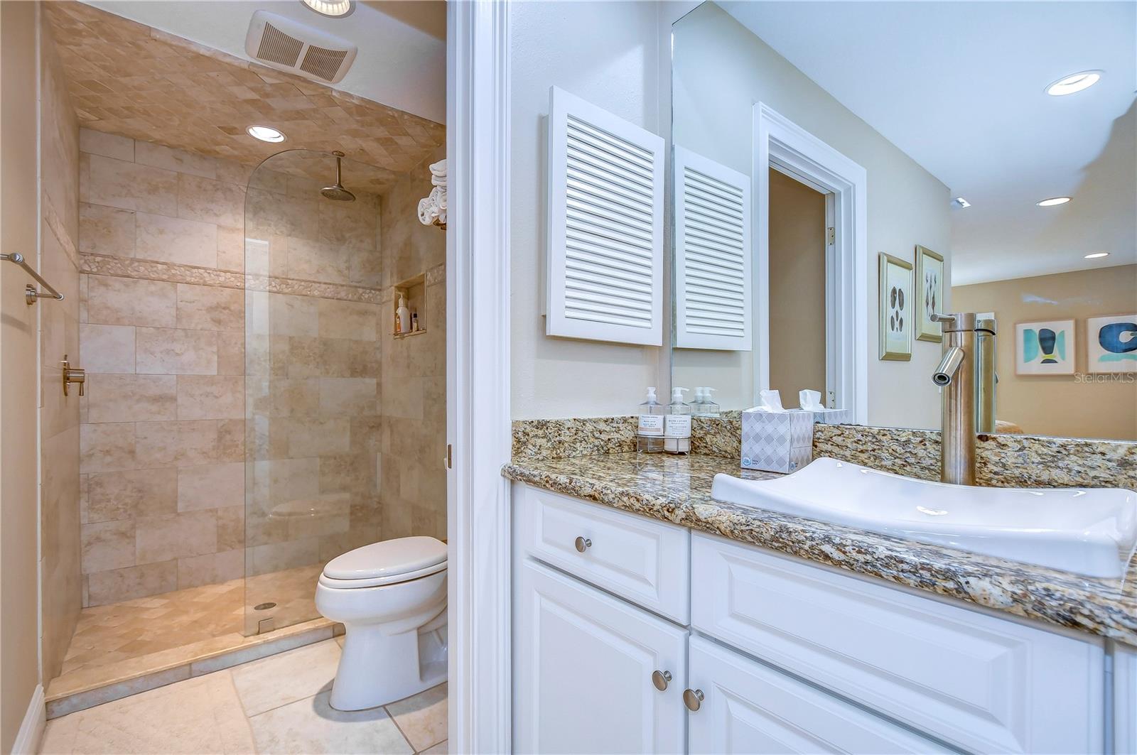 Image 26 of 37 For 29300 Bay Hollow Drive 3258-3256