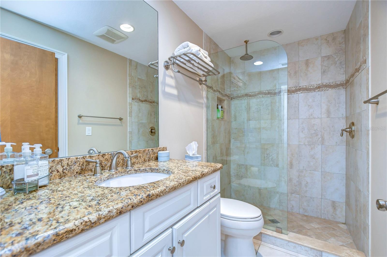 Image 29 of 37 For 29300 Bay Hollow Drive 3258-3256