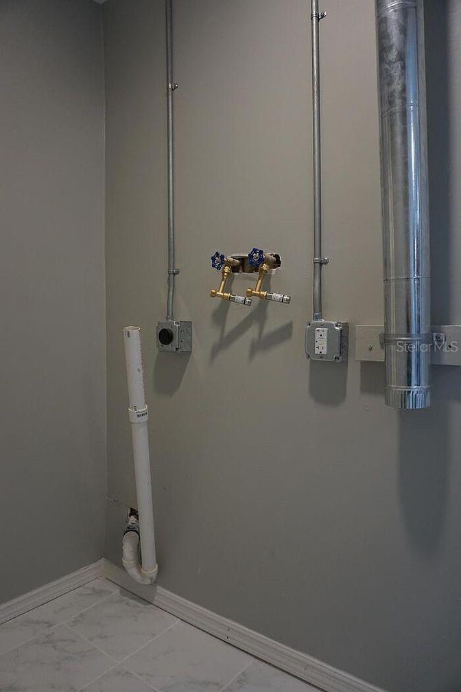 Image 16 of 23 For 3531 Rosewater Drive