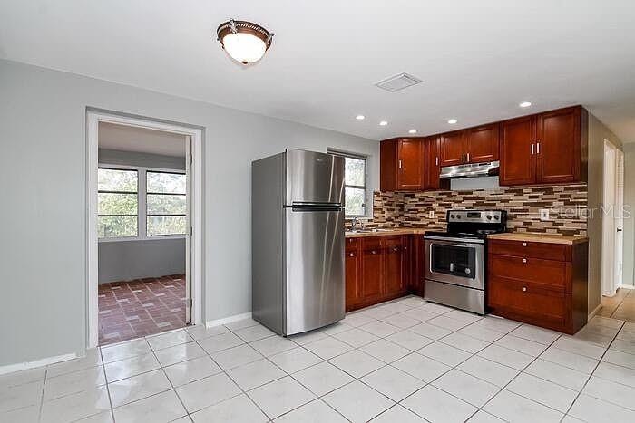 Image 8 of 23 For 3531 Rosewater Drive