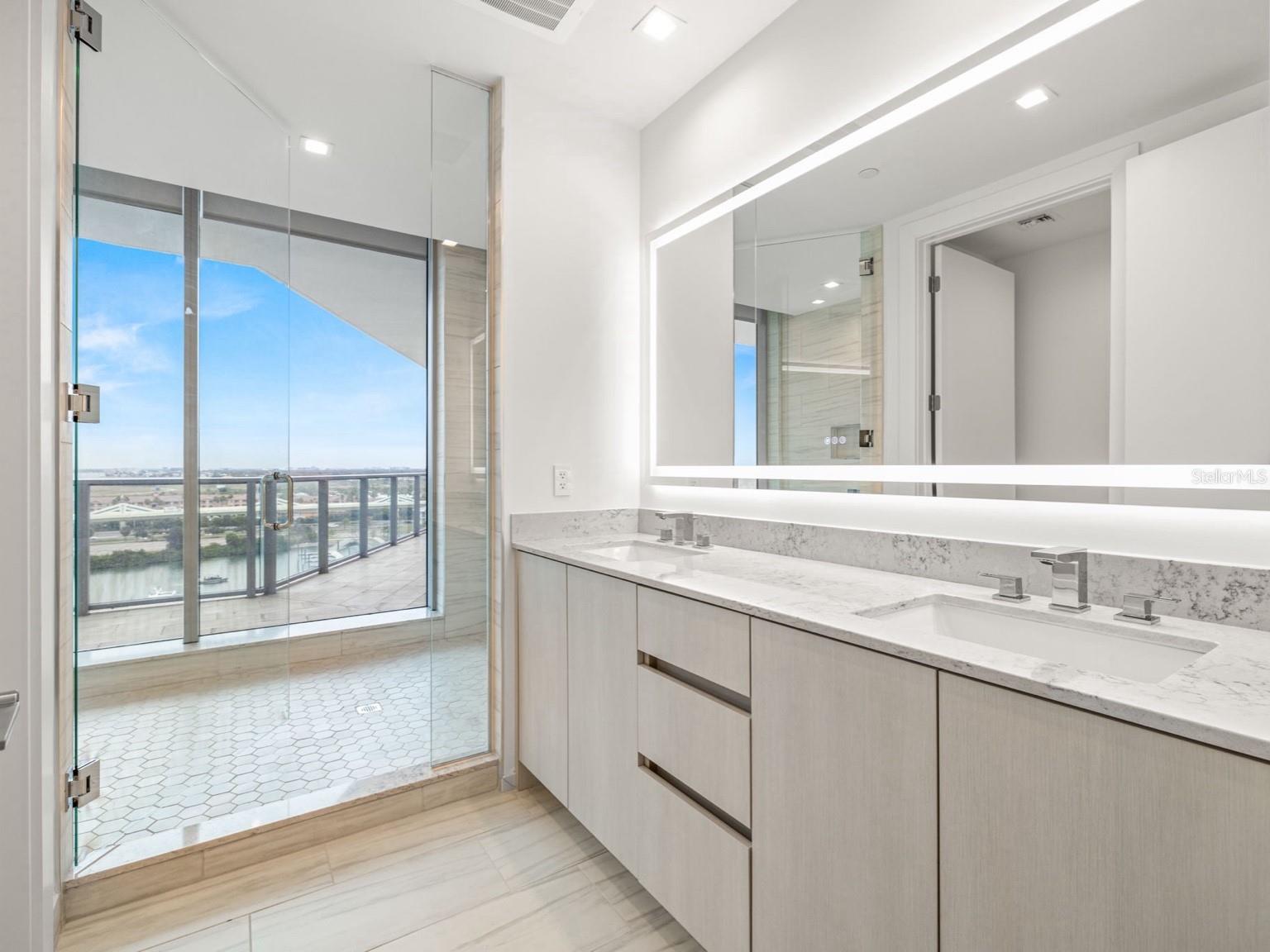 Image 16 of 37 For 5120 Marina Way 10001