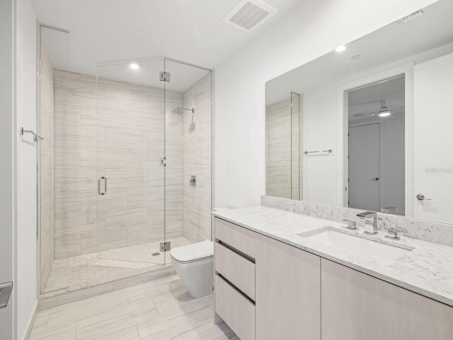 Image 23 of 37 For 5120 Marina Way 10001