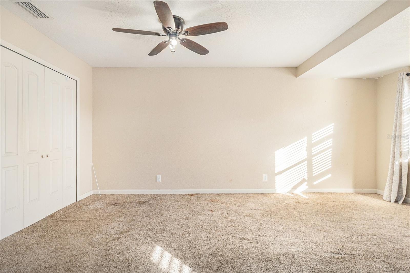 Image 10 of 30 For 625 Avenue D Ne