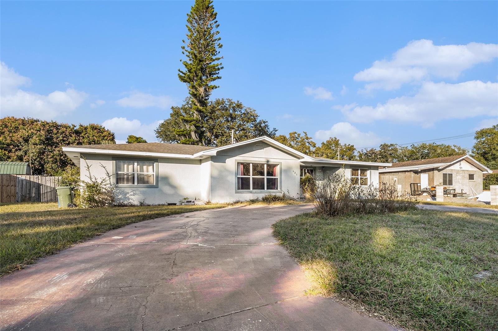 Image 3 of 30 For 625 Avenue D Ne