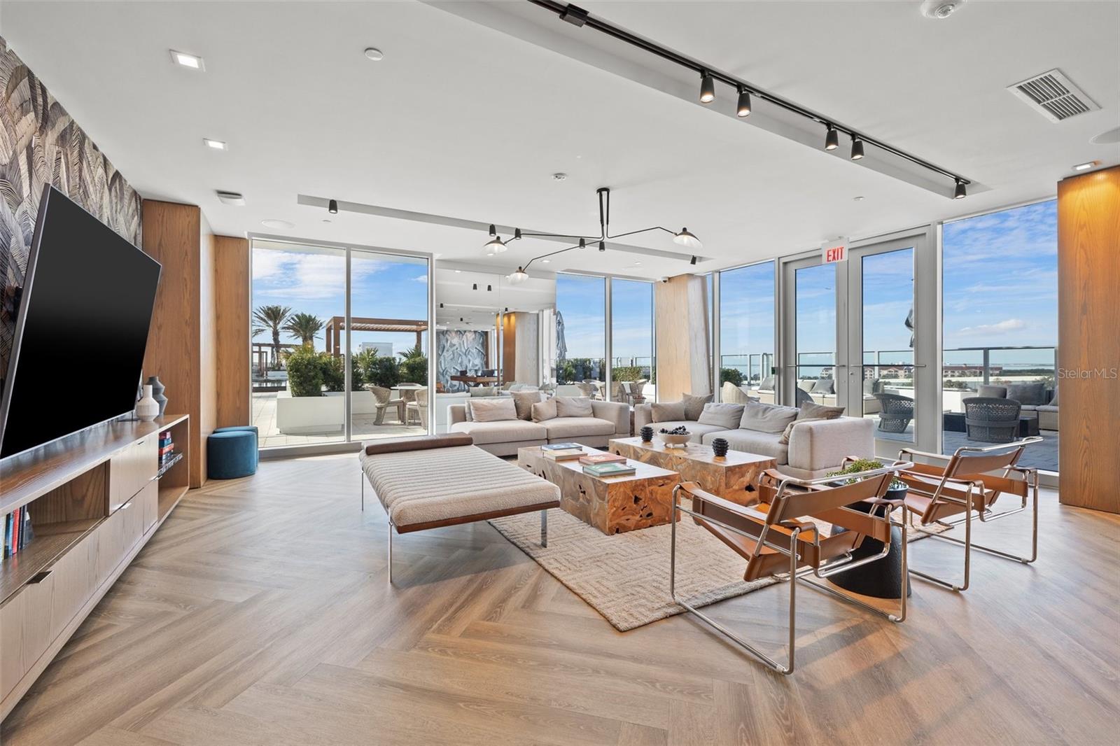 Image 37 of 48 For 5120 Marina Way 2205