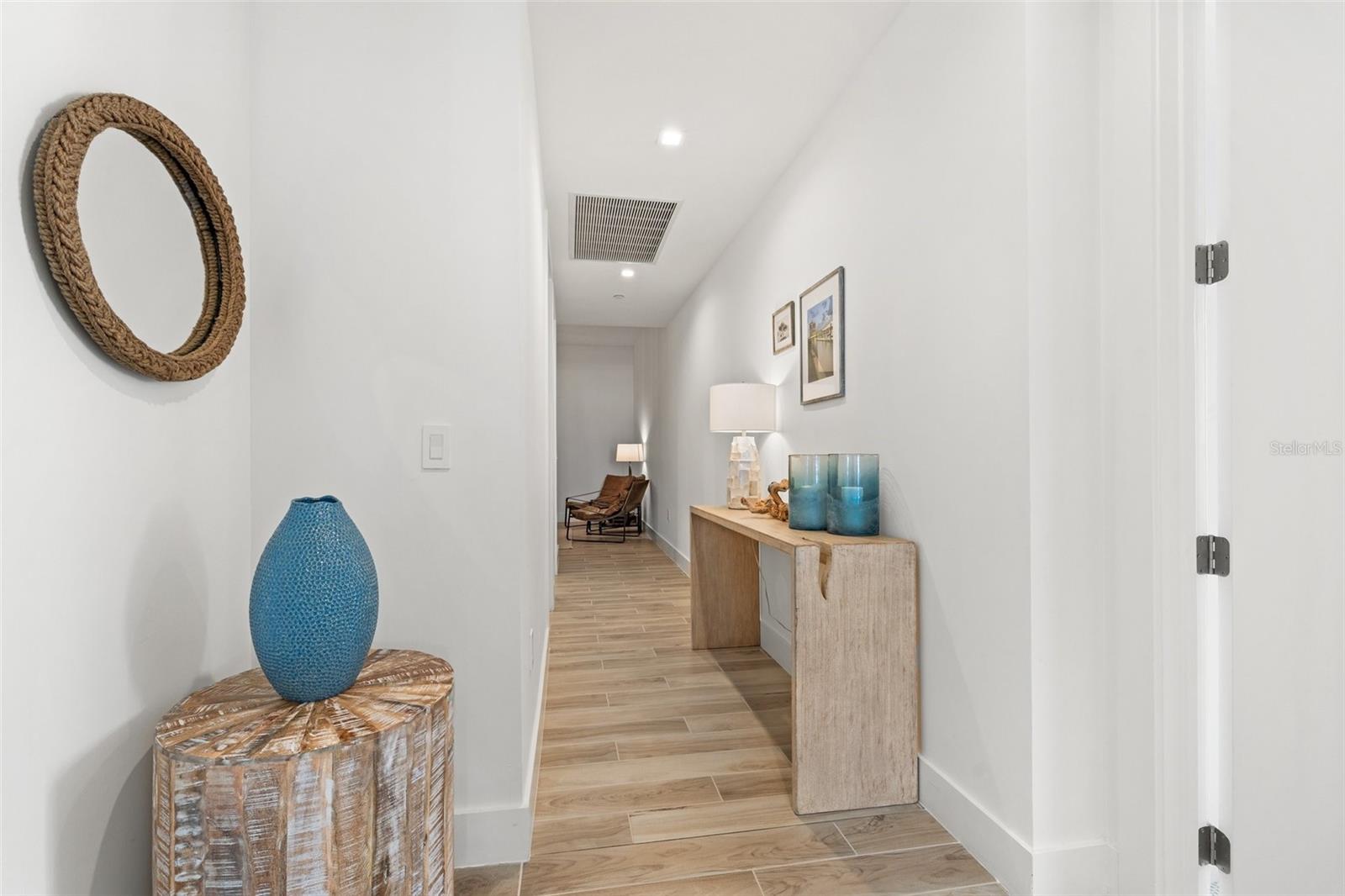 Image 8 of 48 For 5120 Marina Way 2205