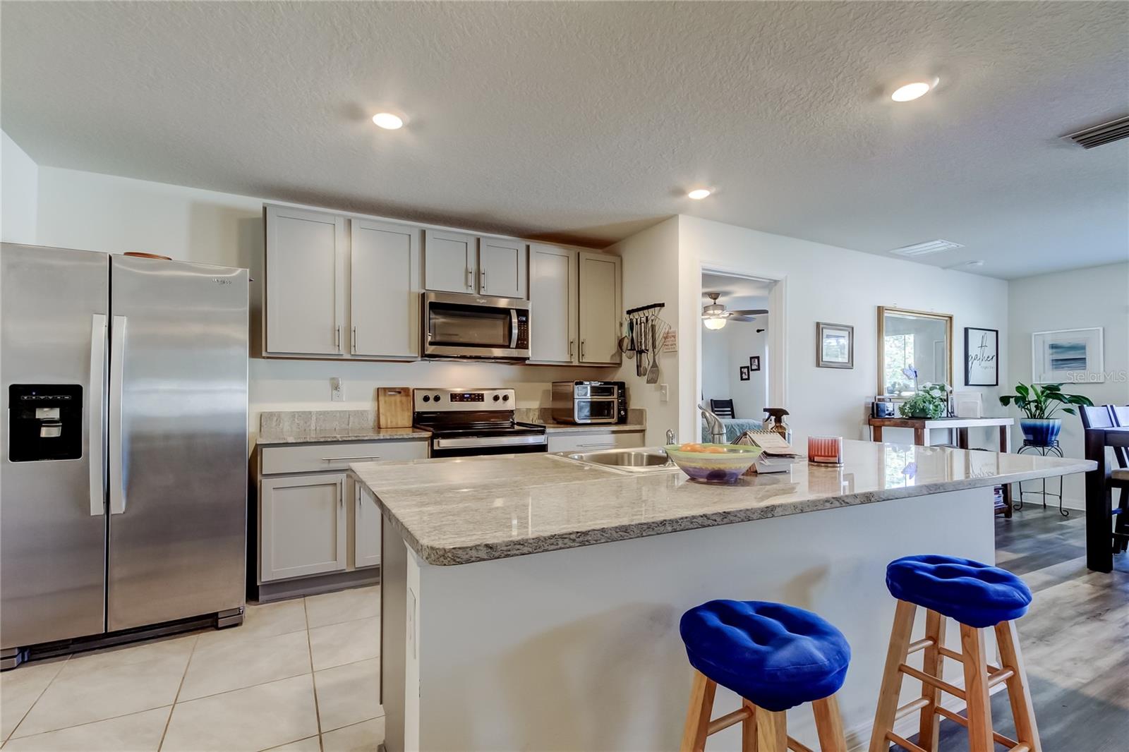 Image 13 of 43 For 1905 Blue Stream Street