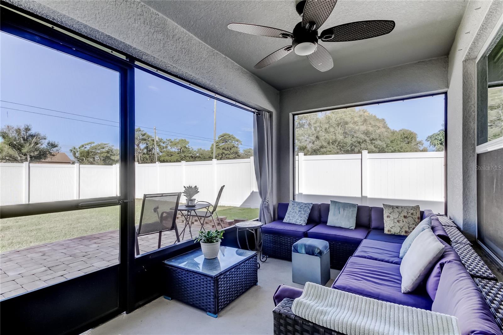 Image 31 of 43 For 1905 Blue Stream Street