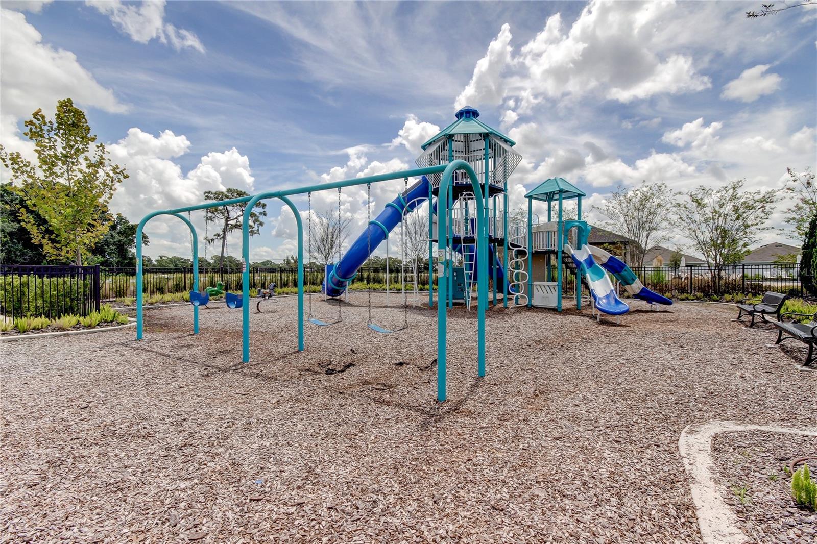 Image 42 of 43 For 1905 Blue Stream Street