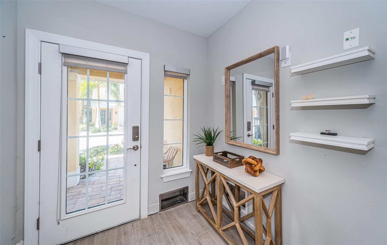 Image 5 of 46 For 2509 Coral Court