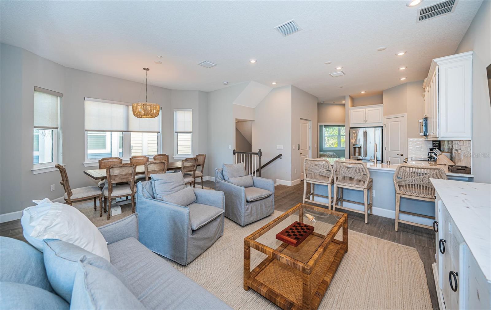 Image 6 of 46 For 2509 Coral Court