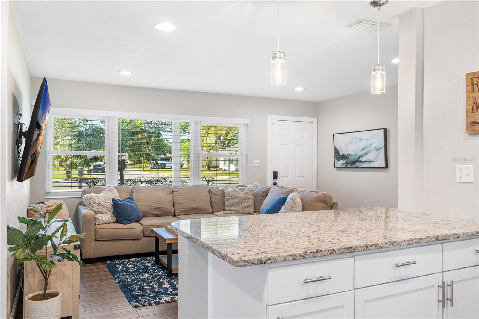 Image 12 of 28 For 4105 Fair Oaks Avenue