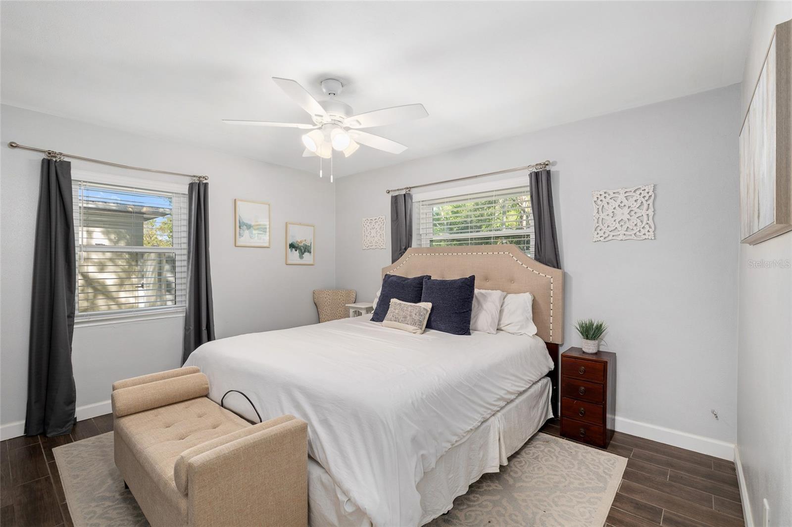 Image 15 of 28 For 4105 Fair Oaks Avenue