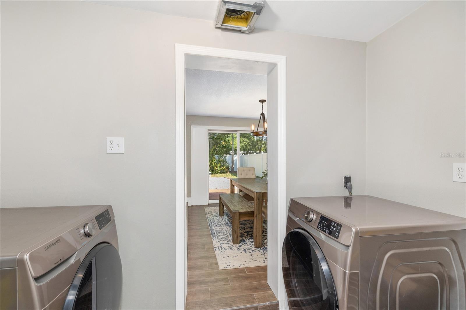 Image 23 of 28 For 4105 Fair Oaks Avenue