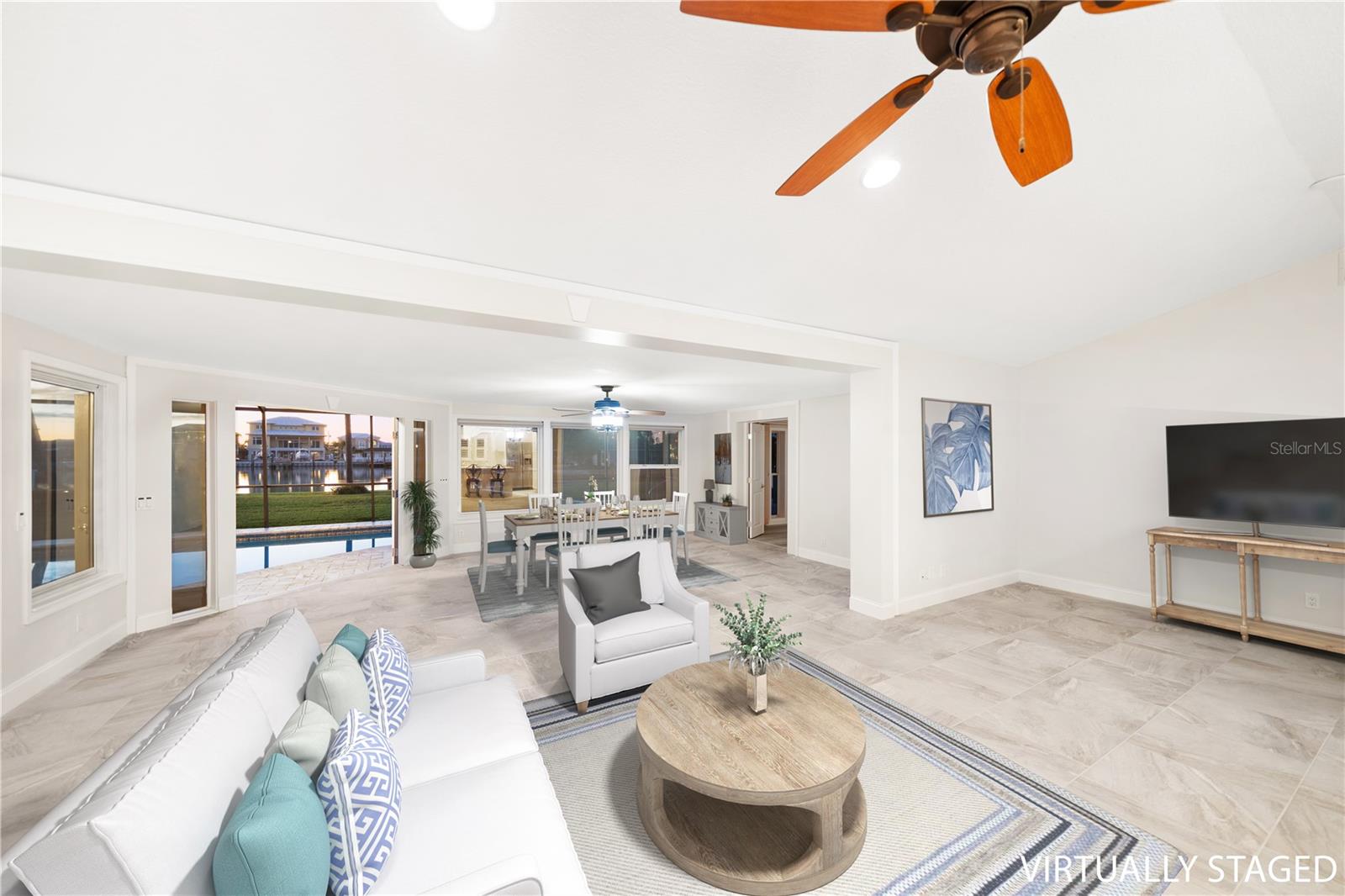 Image 10 of 38 For 402 Harbor View Lane