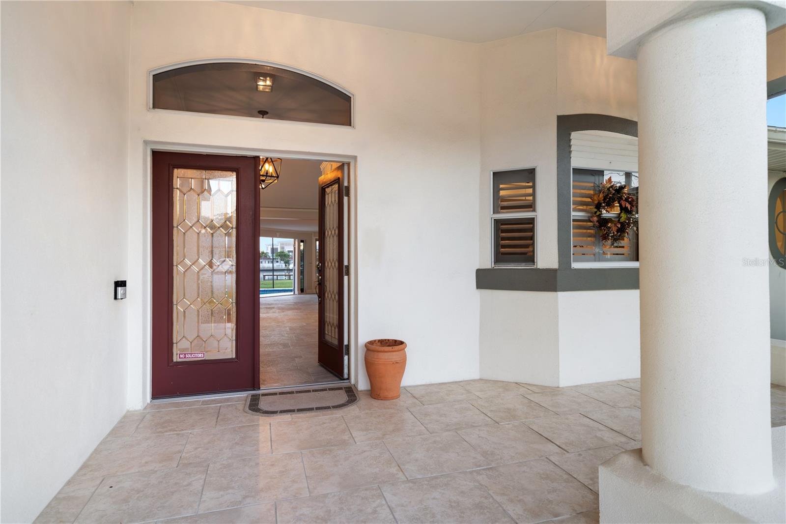 Image 22 of 38 For 402 Harbor View Lane