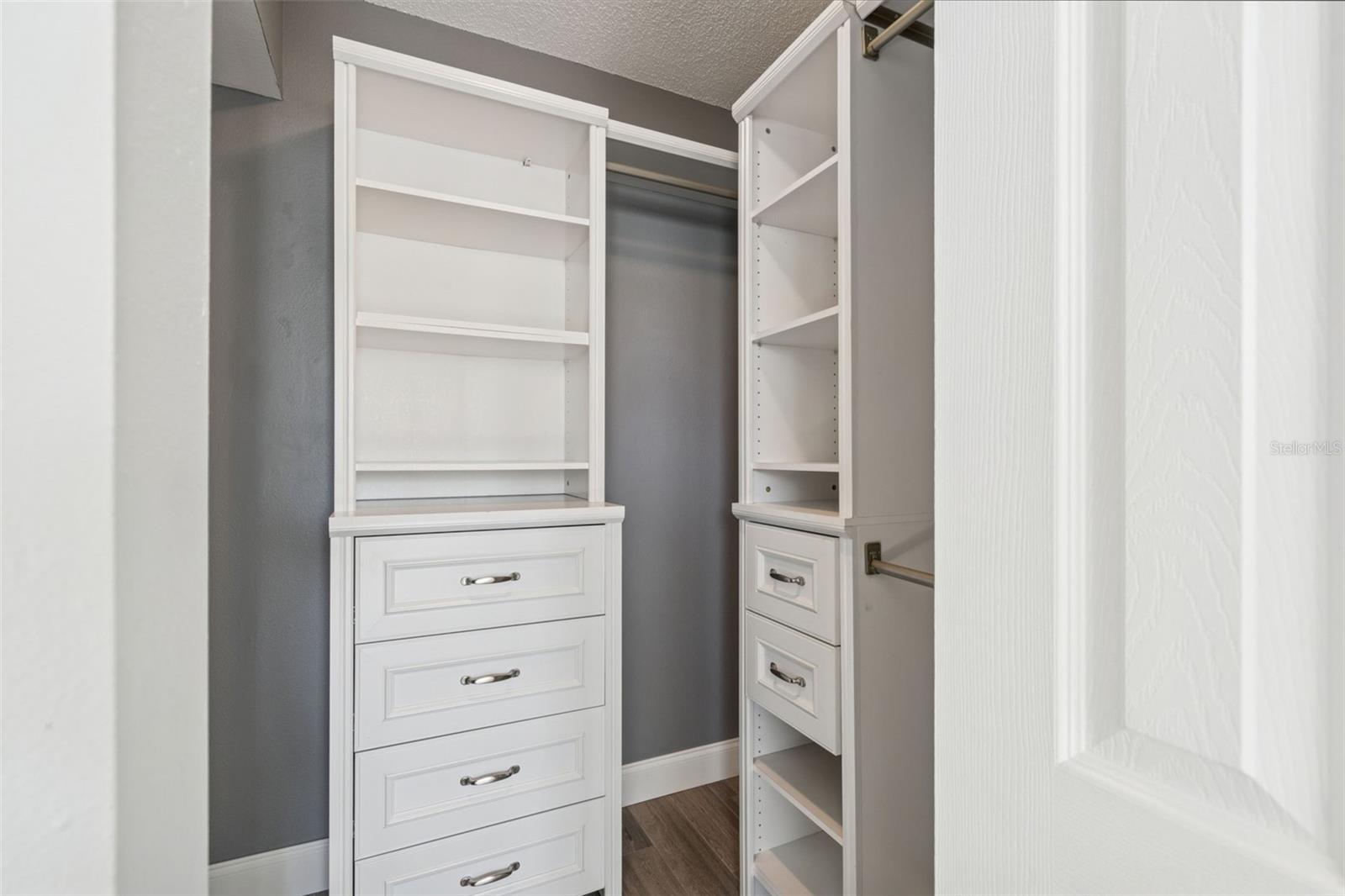 Image 29 of 47 For 2051 Skimmer Court W 114