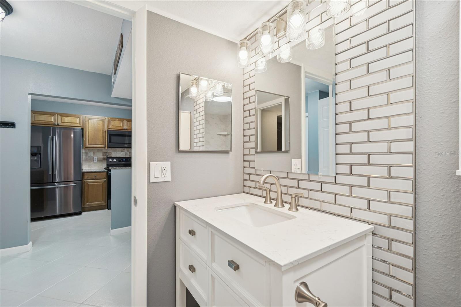 Image 39 of 47 For 2051 Skimmer Court W 114