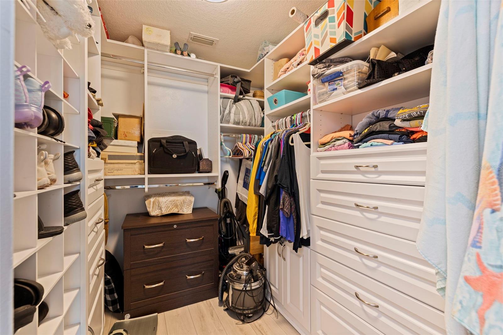 Image 22 of 45 For 7979 Sailboat Key Boulevard S 202