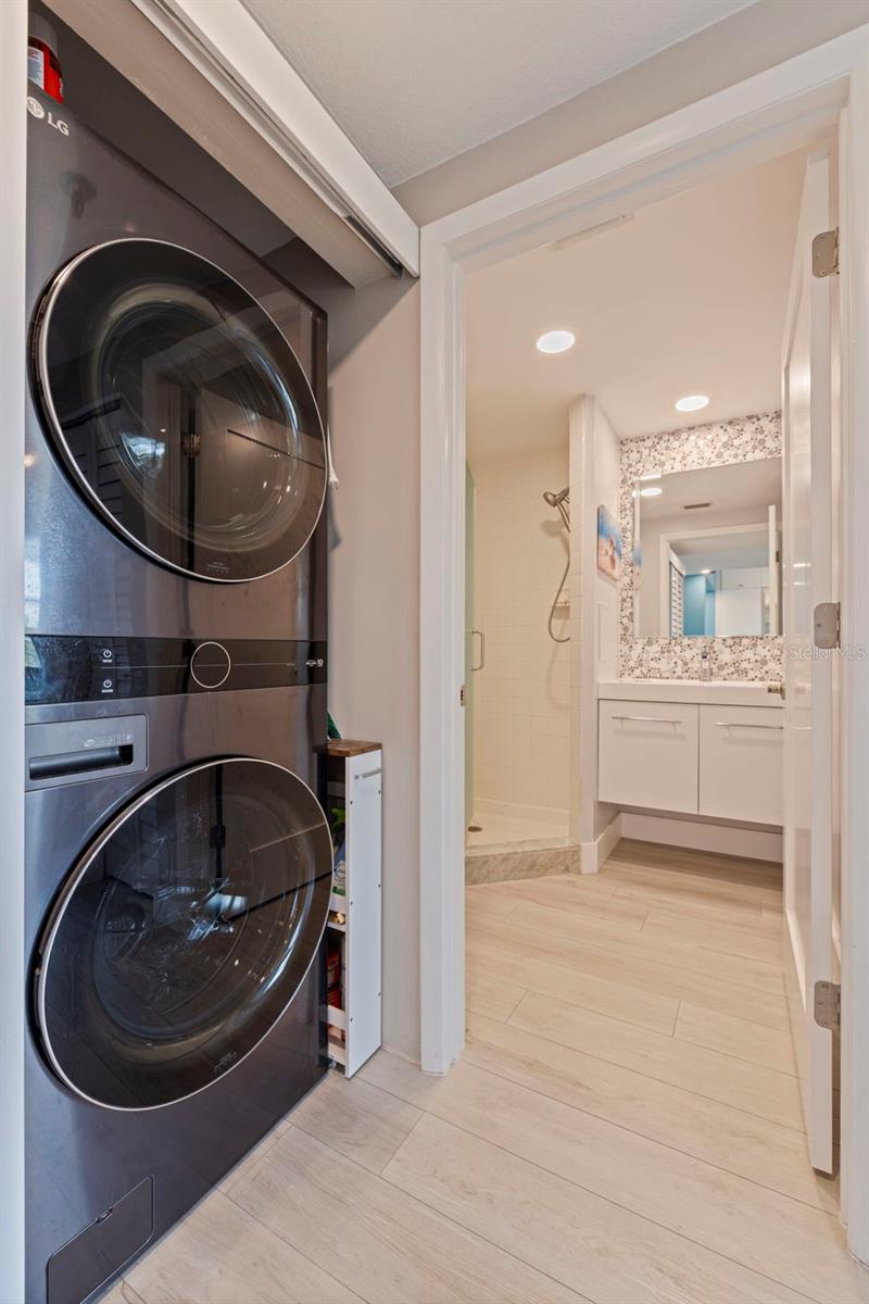 Image 24 of 45 For 7979 Sailboat Key Boulevard S 202